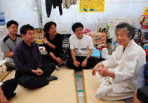 이석행 위원장 조계사 피신 ‘허 찔린 경찰’
