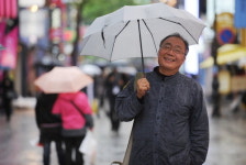 “청년은 있는데 청년을 말하는 담론이 없다”