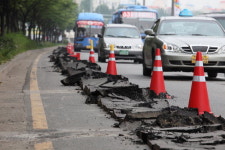 [포토뉴스]자전거도로 공사로 ‘몸살’