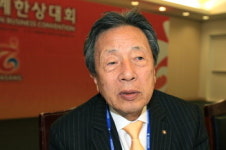 일본을 놀라게한 한국인 ‘巨商’ 한창우 마루한코퍼레이션 회장