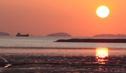 ‘해넘이 명소’ 섬·바다·산 어디로 갈까