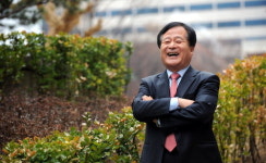 [건강]“함께 배우고 베풀고… 당당한 노화를 맞아라”