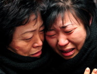 눈물… 분노… 용산, 345일만의 승리