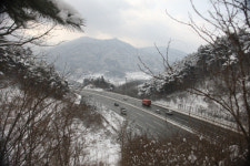 [길,숲,섬]태산준령 넘는 동서횡단로 영동고속도로