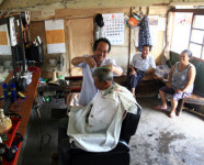 [100년을 엿보다](35) 이발소