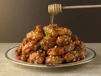 맛있는 치킨강정을 찾고 있다면? 바로 BBQ 바삭칸 치킨강정