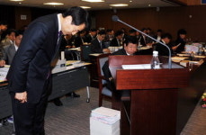 “전세난 부추기는 뉴타운, 반서민 행정”