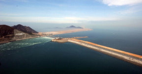 새만금 ‘영토분쟁’ 어업권 충돌로 충남 확산