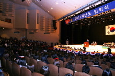 [강원대] 2011학년도 입학식 거행
