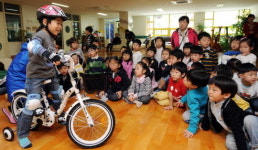 [경향포토]성북구, 찾아가는 자전거 안전교실