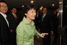[경향포토]안풍평가하는 박근혜전대표