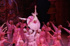 연말의 단골손님 ‘호두까기 인형’ 주역으로 떠오른 발레스타 동행