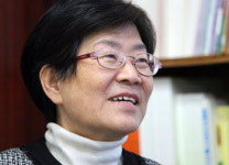 “이주여성 ‘한국 며느리 만들기’보다 인권 주체로 봐야죠”