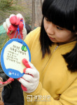 [경향포토]성미산 지키는 고사리손