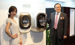 벽걸이 세탁기·3도어 냉장고… 대우의 반격