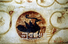 [이기환의 흔적의 역사]삼족오, 조선 사대부의 넋이 되다