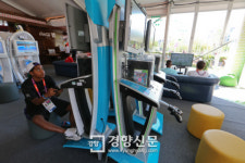 [경향포토]올림픽 선수촌 오락실도 있네?