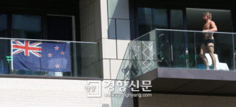 [경향포토]건너편엔 누가… 런던 올림픽 숙소 공개