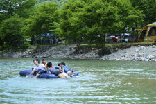 [한국의 캠핑장]선녀와 나무꾼 마을, 완주 래미안밸리캠핑장