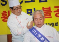 동네 빵집 “파리바게뜨·뚜레쥬르 때문에 못 살겠다”