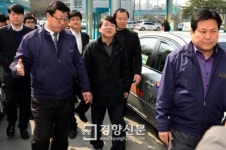 [경향포토]안철수 후보 개인택시 지부 방문