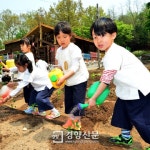 [영유아 병드는 사교육](5) ‘생태교육 어린이집’ 르포