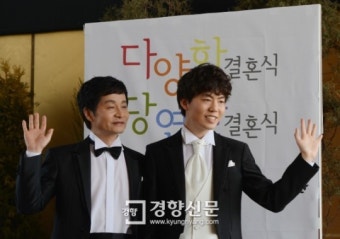 [경향포토]동성 연인 공개한 김조광수 감독