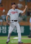 [경향포토]실점위기 제대로 막은 이상열