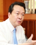 노현송 서울 강서구청장 개화산 정상 ‘해맞이 공원’ 조성