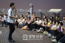 송영길 인천시장 “사회복지사 돼 현장 다니겠다”