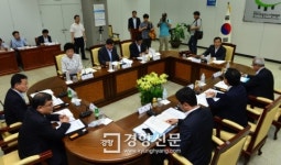 [경향포토]제82차 노사정위원회 본회의