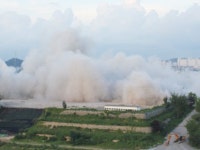 [포토뉴스]동양 최대 선인체육관 10초 만에 ‘역사 속으로’