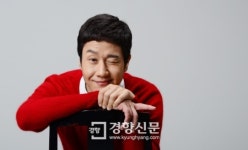 [경향포토]정우 윙크