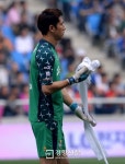 [경향포토]김용대, 내가 휴지까지 치우다니