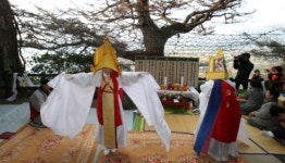 제주 산방산 ‘신목’과 이별식