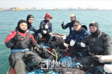 광양제철소 클린오션 봉사단, 여수 묘도마을서 ‘바다청소’