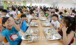 [진보교육 ‘시즌2’ 시작되다]무상급식 단계 넘어 유아교육 공교육화 등 ‘보편 복지’ 확장