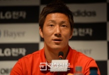 [경향포토]김진규, 이기는 게임 하겠습니다.