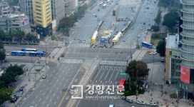 [경향포토]한산한 광화문 사거리