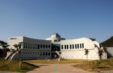 “양구 국토정중앙천문대에서 3년 만의 개기월식 관측하세요”