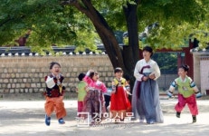 [경향포토]예절교육 신나요