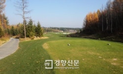천지에는 과연 괴물이 있을까···백두산 천지, 그리고 골프와 스키