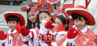 [경향포토]미혼모가 운영하는 레드카페