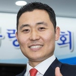 “불편하게 일하는 게 싫었어요” 연 100건 개선책 낸 ‘장가이버’