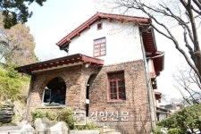 전망 좋은 숲길, 산책의 즐거움… 인왕산 성곽길과 자락길