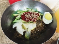 [싼집맛집] 매운 냉면의 진수 ‘청량리 할머니냉면’