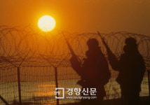 동해안 군 경계철책 없어지나···강원도민 ‘60년 숙원’