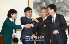 [경향이 찍은 오늘] 4월29일 심각한 새누리, 비장한 새정치