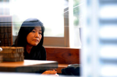 “문학이란 땅에서 넘어졌으니까 그 땅을 짚고 일어나겠다”