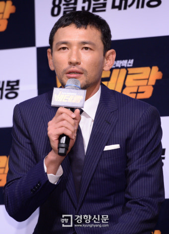 [경향포토]영화 베테랑 황정민, 베테랑 형사입니다.